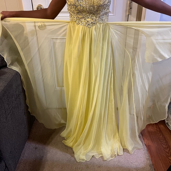 Prom Ready - Picture 6 of 15